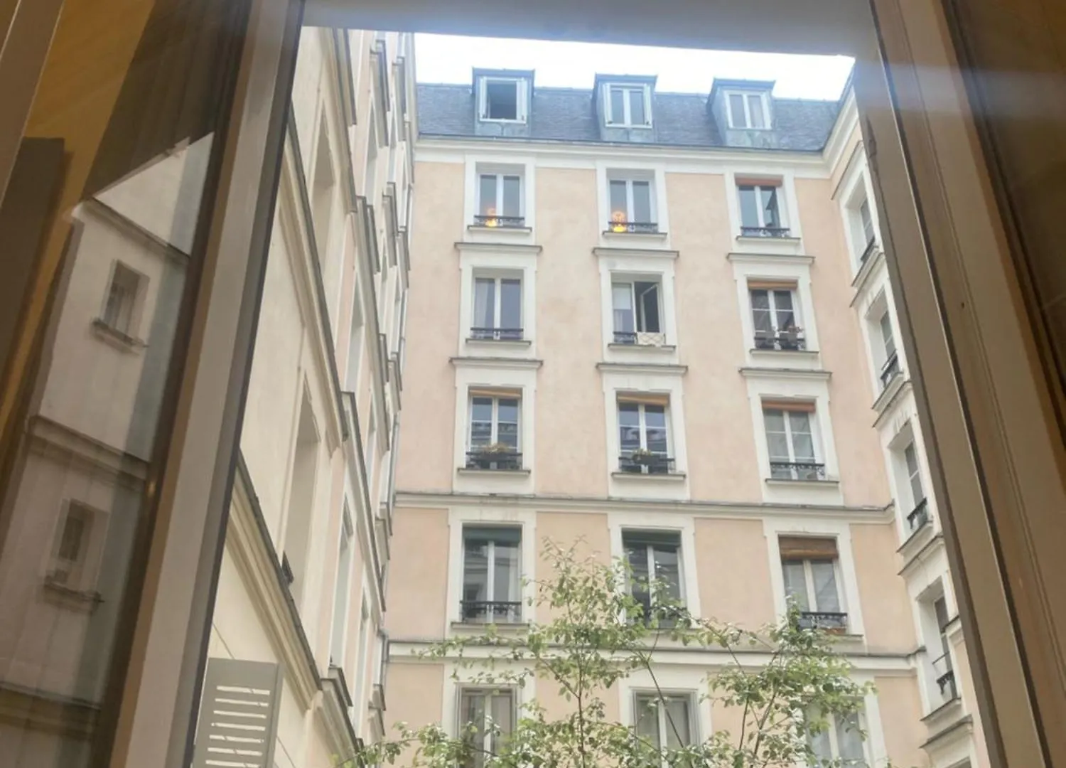 Coup De Coeur A Montmartre - Eugene Sue Apartment Paris